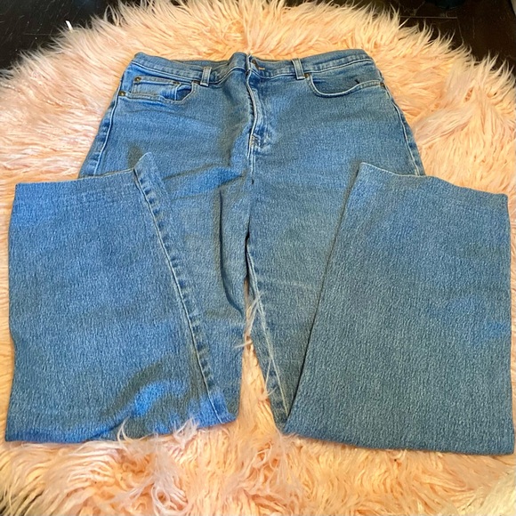 Straight Leg High Rise Jeans - Picture 1 of 4